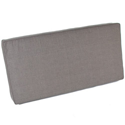 Rattan h&aacute;tt&aacute;mla huzat (t&ouml;ltet n&eacute;lk&uuml;l)